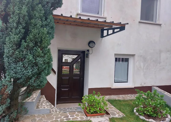 Carli-jurc 아파트 코바리드